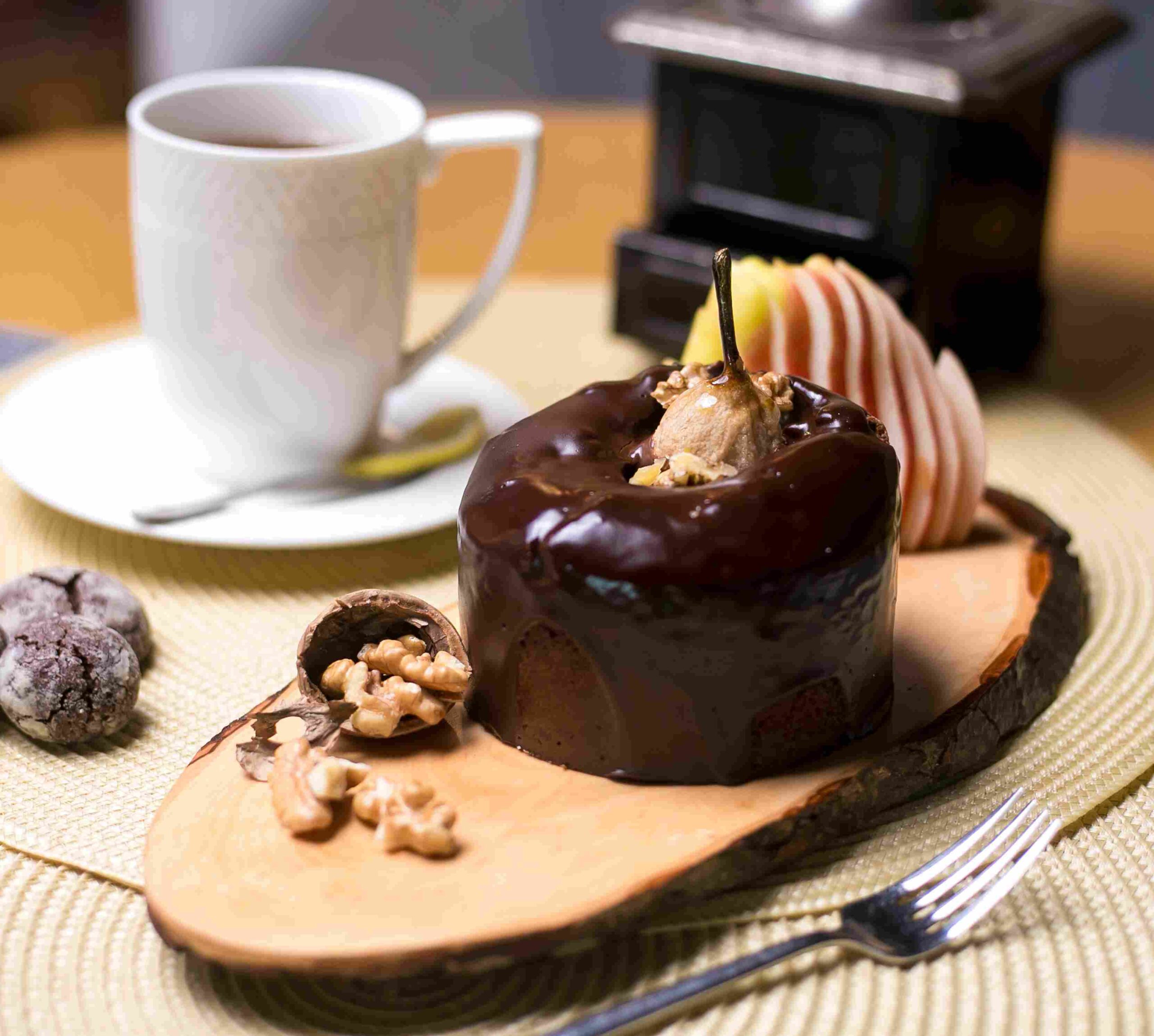 Best Chocoflan Recipe (Easy, Creamy & Traditional Mexican Impossible Cake)