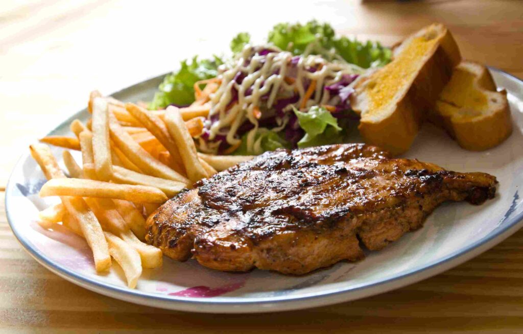 Steak Ranchero vs. Bistec con Papas